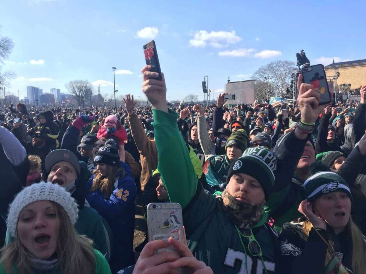 Eagles’ fans scoff at 700K estimate for Super Bowl parade crowd