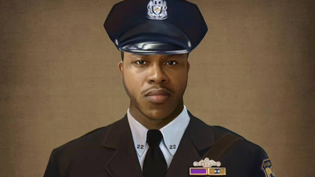 Police honor officer killed during robbery