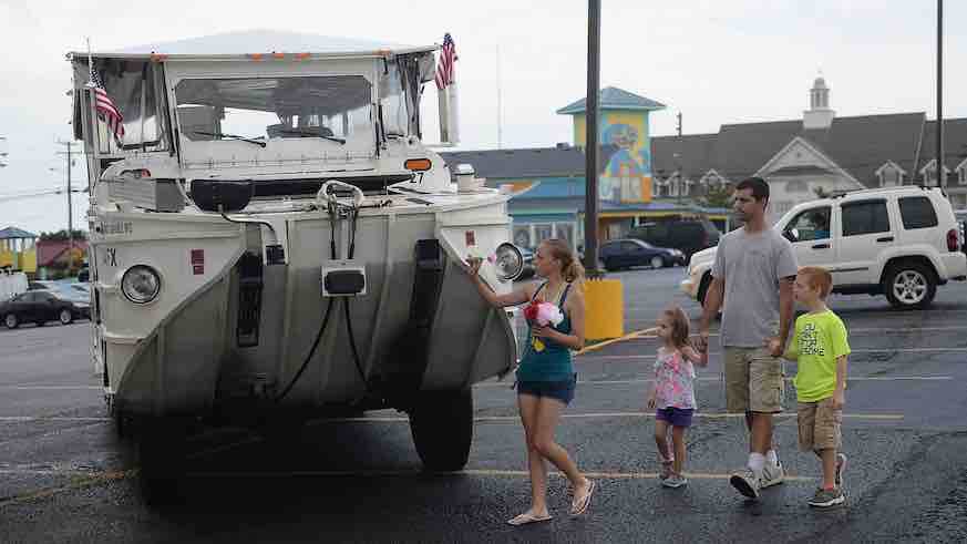 Duck boats are dangerous and should be banned, Philly lawyer says