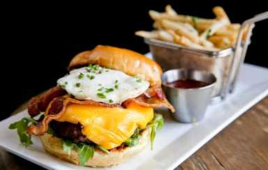 National Cheeseburger Day 2018