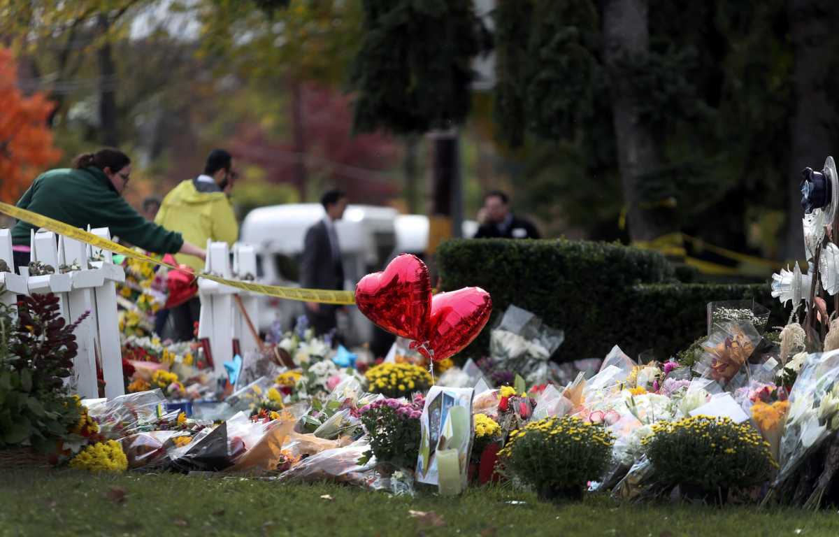 Pittsburgh synagogue massacre suspect pleads not guilty