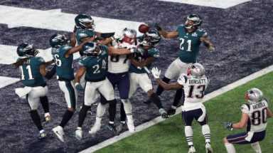 Patriots, stunned, by, Eagles, in, Super Bowl