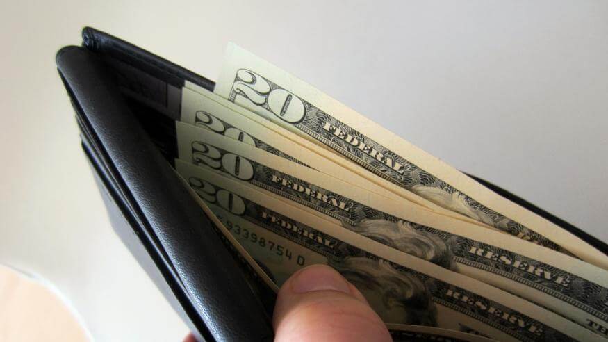Did Philly hike workers’ minimum wage? Not just yet.