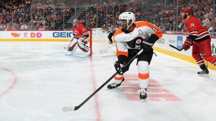 Wayne Simmonds NFL Philadelphia Flyers Winnipeg Jets Nashville Predators