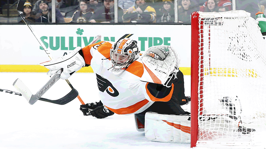 Flyers goalie Carter Hart should rejoin the team soon. (Photo: Getty Images)