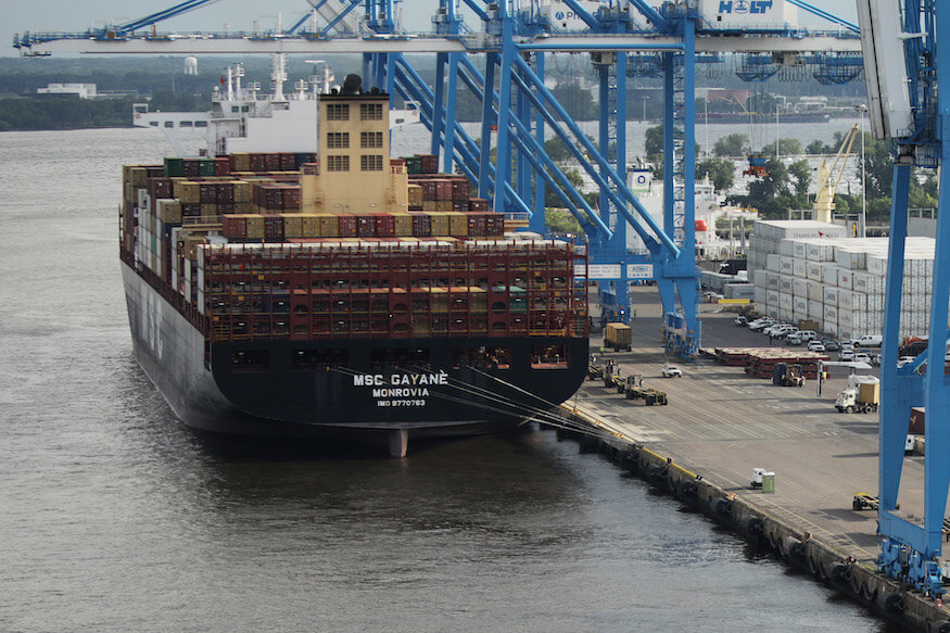 U.S. Customs seizes ship with 40,000 pounds of cocaine