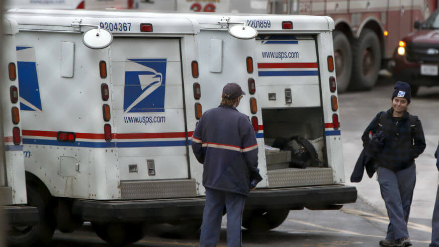 Feds probe bizarre mail dumping on Philly street