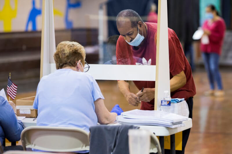 Voters cast their ballot in the Democratic primary in Philadelphia