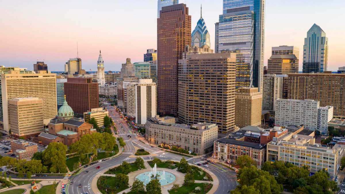Night Falls Dusk Downtown Philadelphia Pennsylvania City Center Logan Square