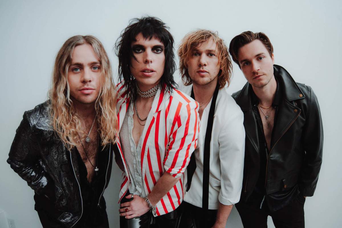 The-Struts-2020-2-by-Beth-Saravo