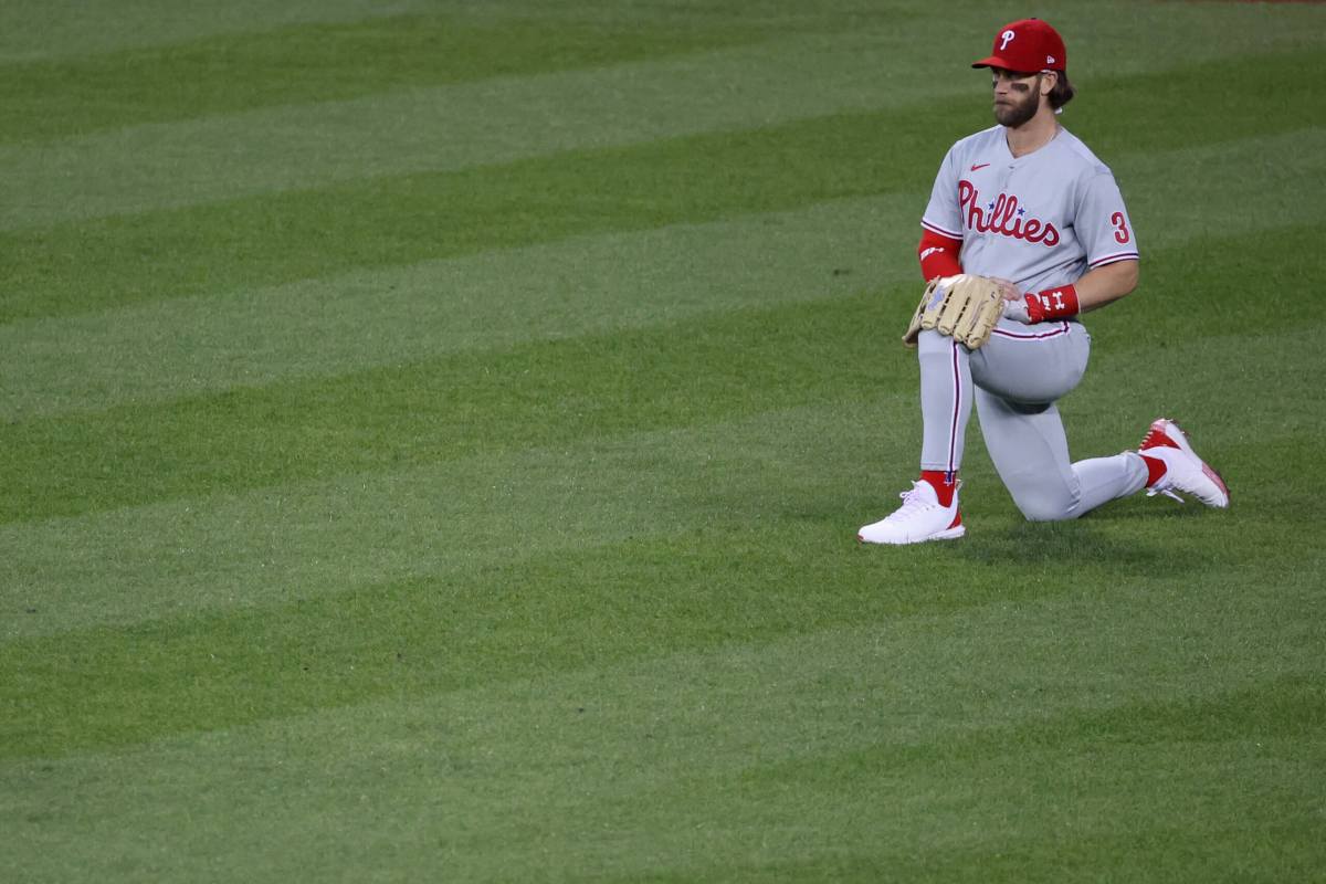 MLB: Game Two-Philadelphia Phillies at Washington Nationals