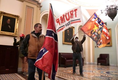 Trump supporters breech the US Capitol