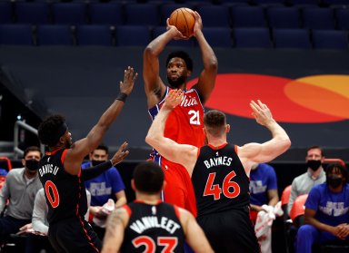 NBA: Philadelphia 76ers at Toronto Raptors