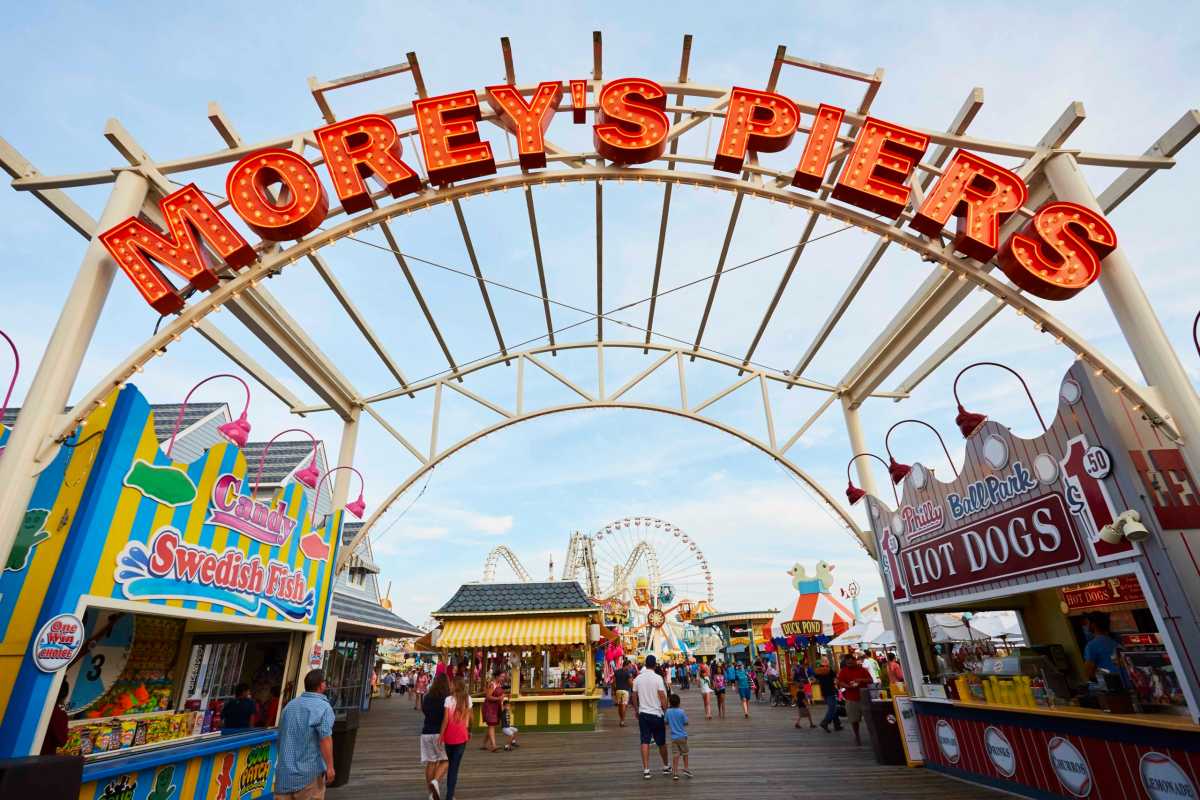 Moreys-Arch-Head-on