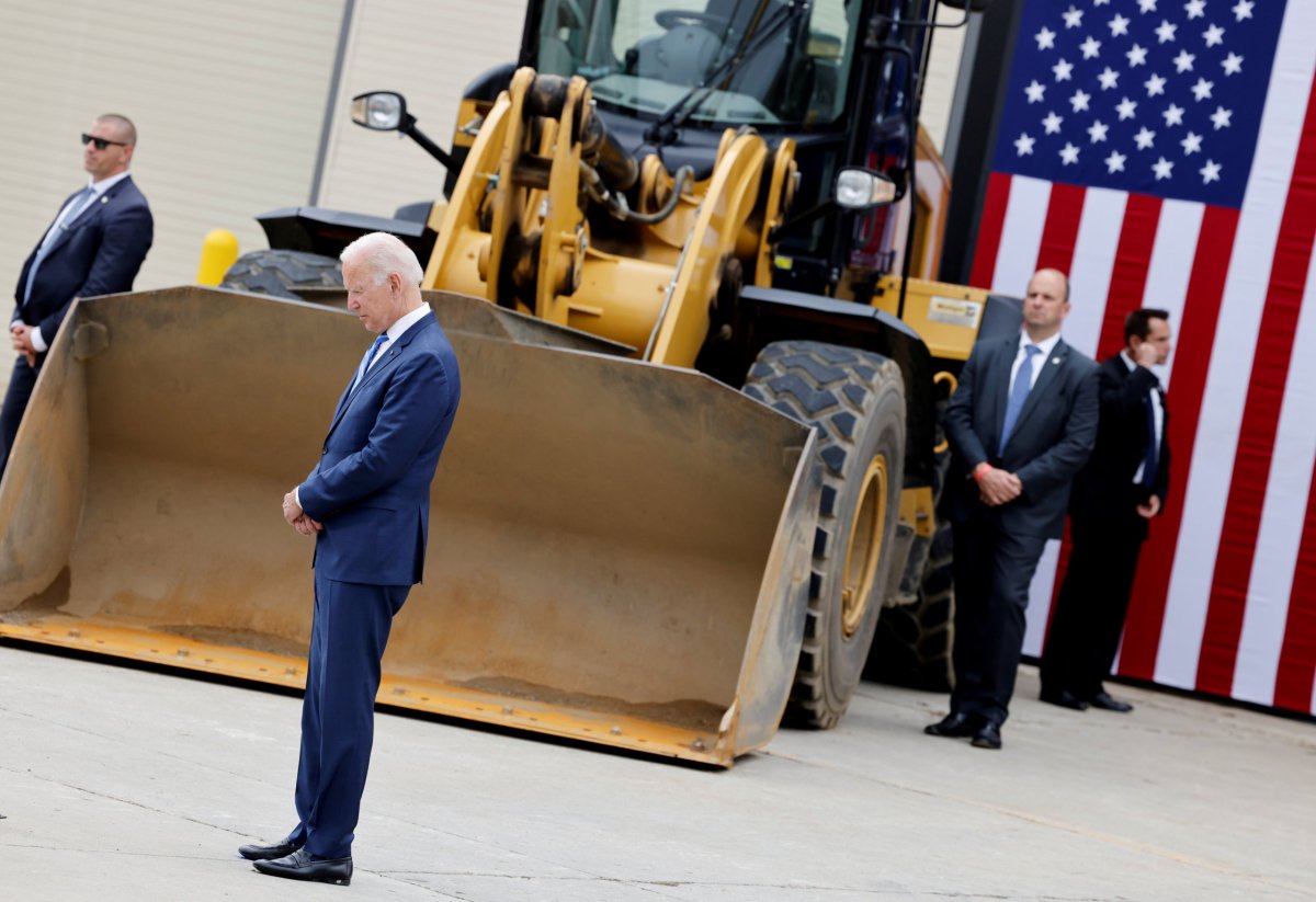 U.S. President Joe Biden tours the International Union of Operating Engineers Local 324 training facility