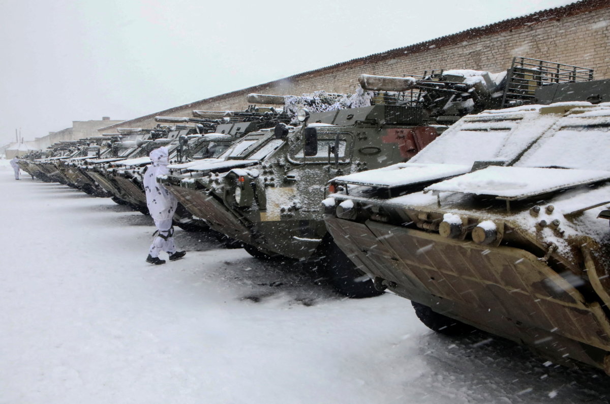 A mechanized brigade of the Ukrainian Armed Forces holds drills outside Kharkiv