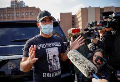 Proud Boys leader Enrique Tarrio is released from jail in Washington