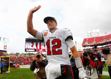 2022-01-16T215848Z_1191204394_MT1USATODAY17516956_RTRMADP_3_NFL-NFC-WILD-CARD-PLAYOFFS-PHILADELPHIA-EAGLES-AT-TAMPA-BAY-BUCCANEERS-1200×857-1