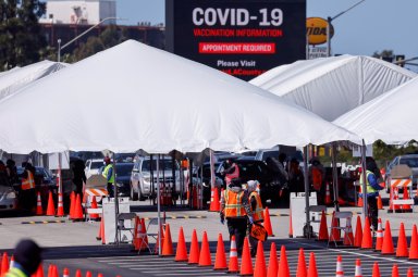 FILE PHOTO: Vaccination center in California