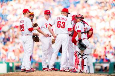 Jake-Diekman-Phillies-team-pic