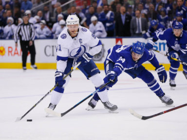 2019-04-05T015630Z_1749379323_NOCID_RTRMADP_3_NHL-TAMPA-BAY-LIGHTNING-AT-TORONTO-MAPLE-LEAFS-1200×900-1