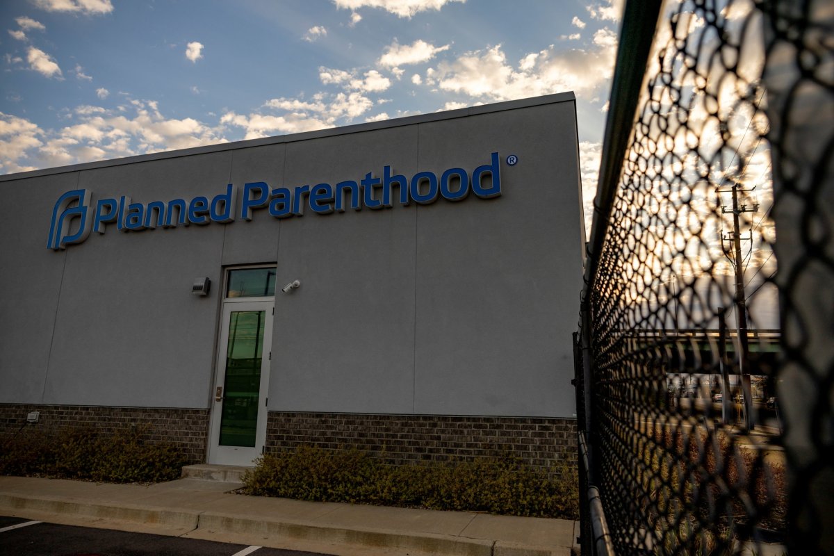 MacKenzie Scott donates a record $275 million to Planned Parenthood