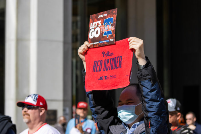 Fans clog streets to celebrate Phillies title – Delco Times