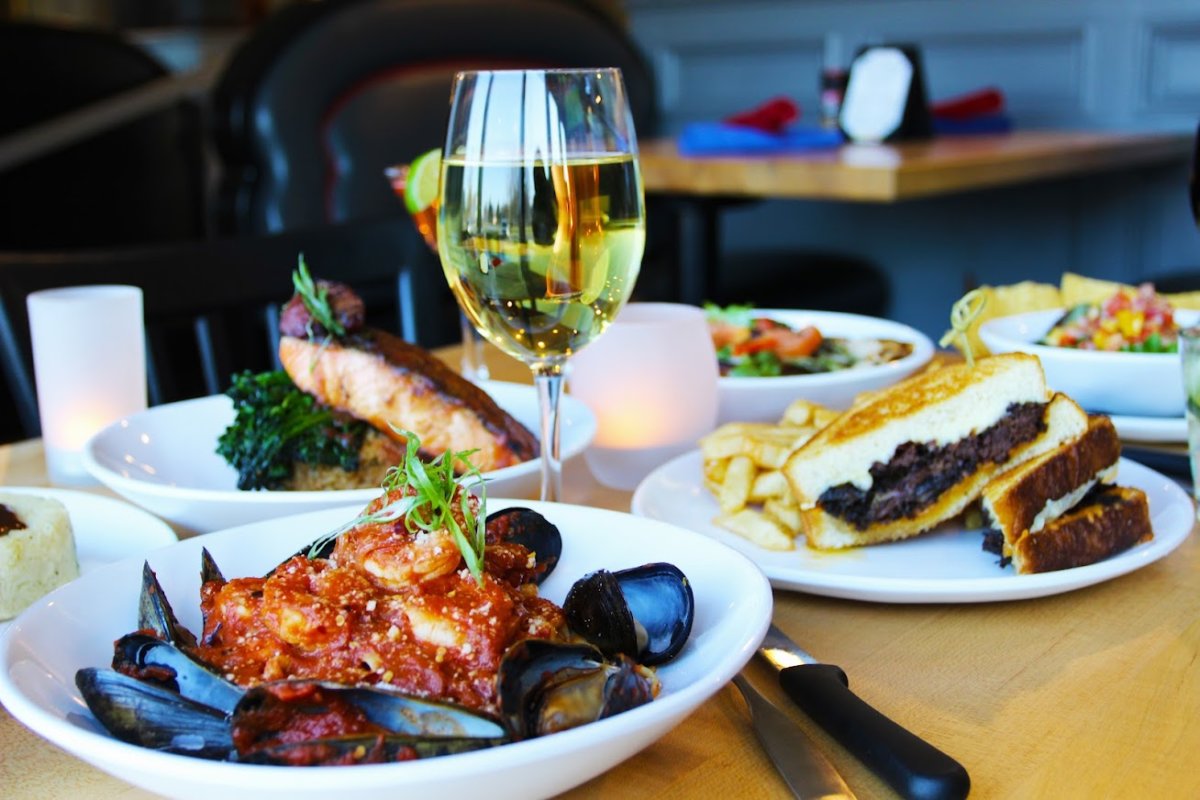 Founding fathers bensalem aims to be a fun affordable steakhouse