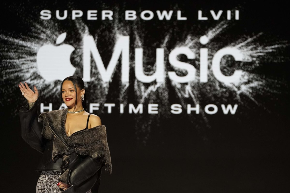 Super Bowl 2023: How to Watch & Buy Tickets to Rihanna's Halftime Show –  Billboard