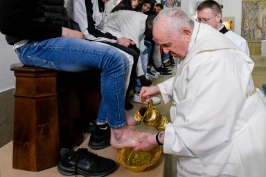 Pope Francis washes the feet of the inmates of Rome's penitentiary of Casal del Marmo