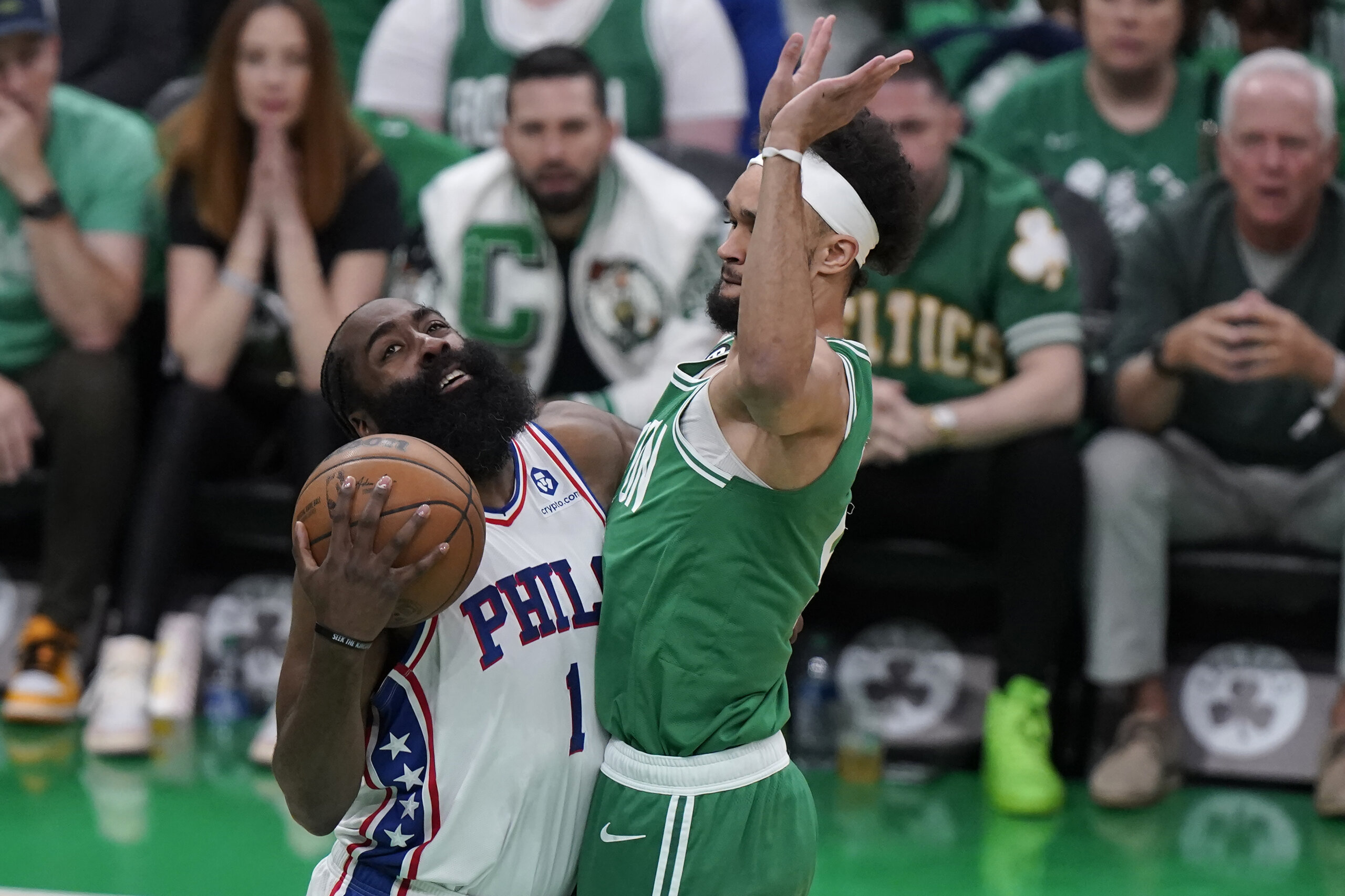 Jayson Tatum, Celtics Win OT Thriller over Joel Embiid, 76ers to