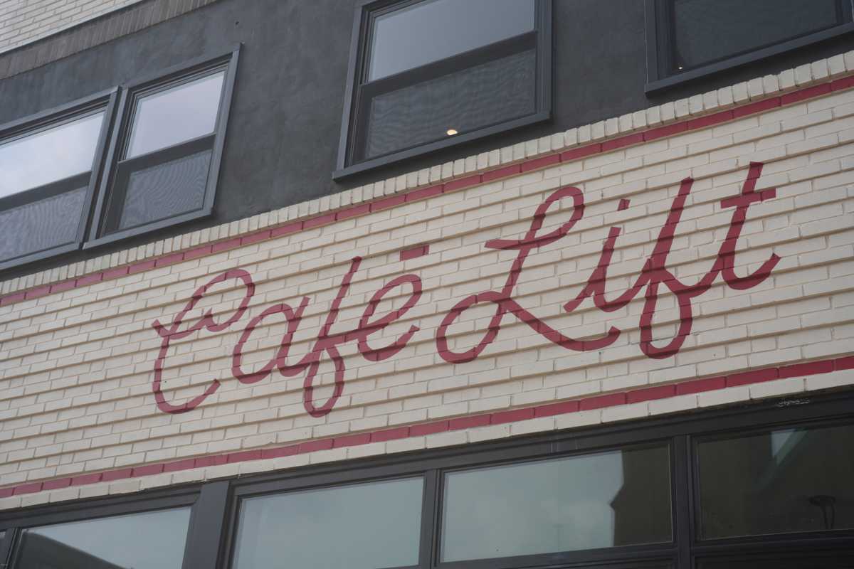 Cafe Lift
