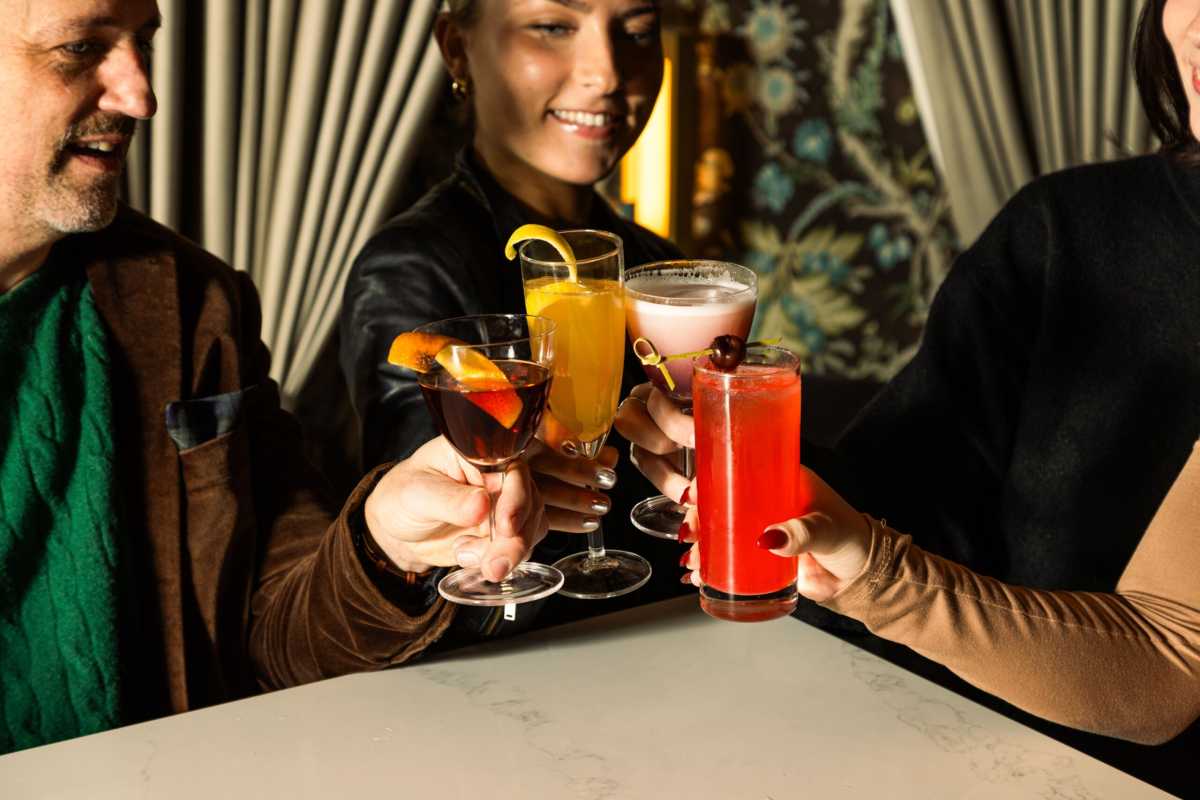48 Record Bar