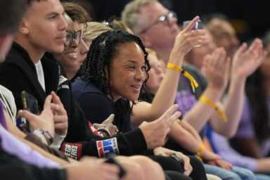 WNBA Dawn Staley Philly